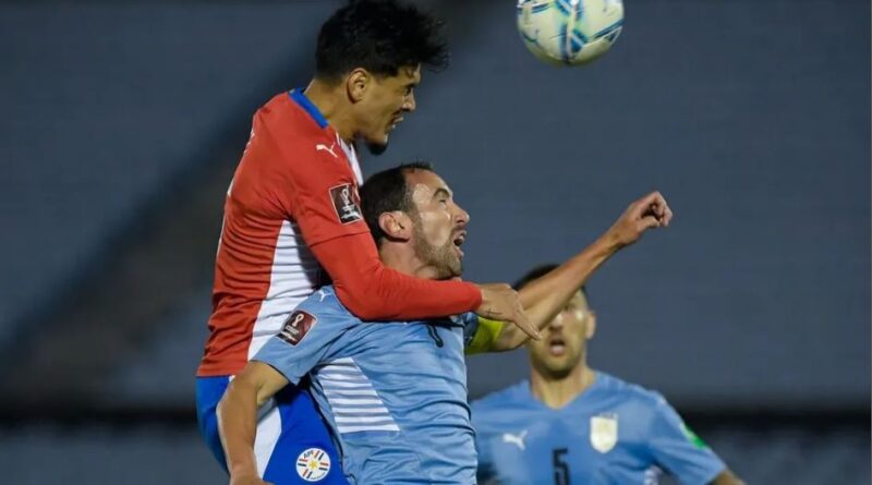 Paraguay enfrenta a Uruguay