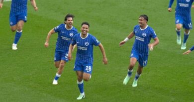 VIDEO: ¡Golazo histórico de Diego Gómez! El paraguayo marcó desde mitad de cancha en la goleada del Brighton
